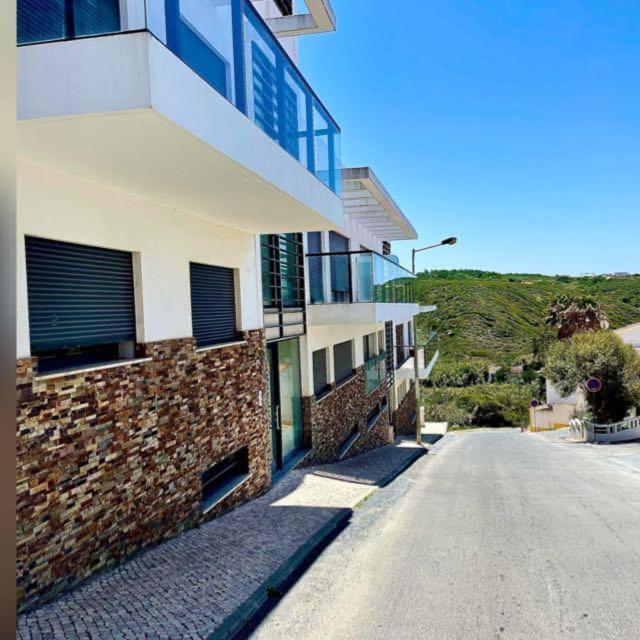 Zambujeiraseahouse - 100M Da Praia Zambujeira do Mar Buitenkant foto